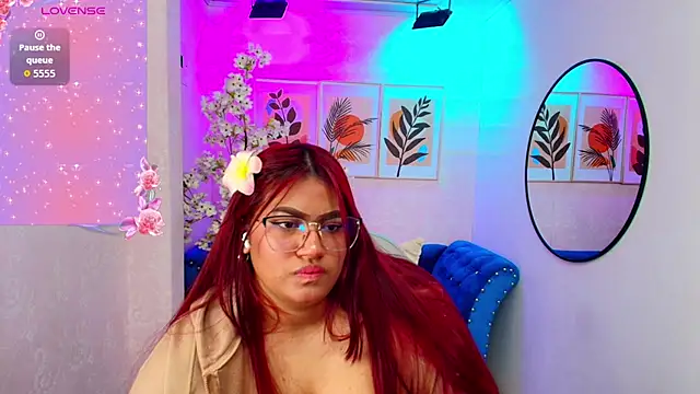 Charlotte_stoone webcam