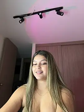 lunablossom_ webcam