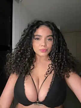 Curlyierr webcam