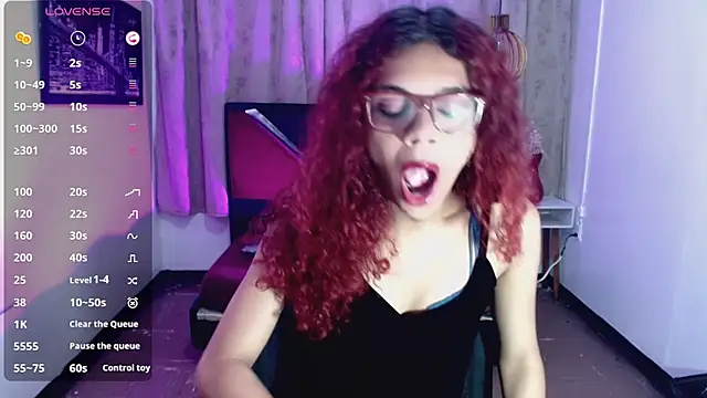 luisa__torres webcam