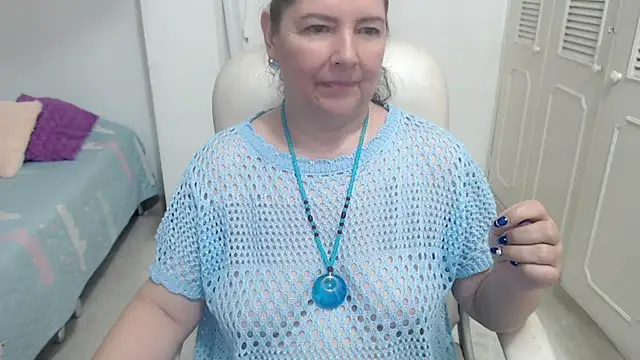 leonela_69 webcam