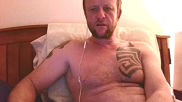 Yournaughty webcam