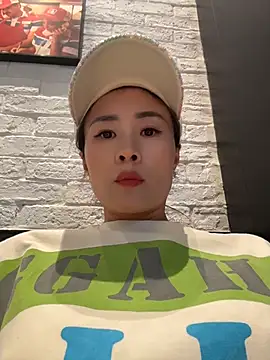 okgirl_23 webcam