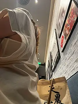 okgirl_23 webcam