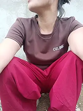 Linda-yiyi webcam