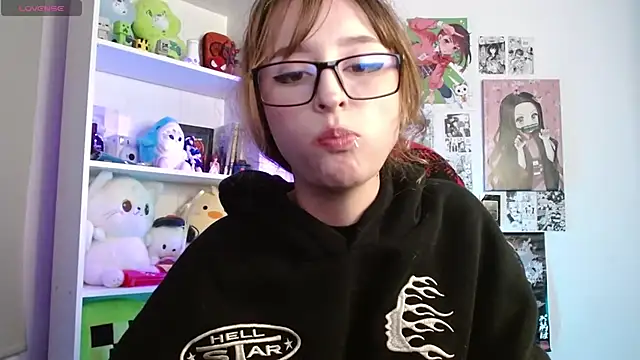 CelesteAyase webcam
