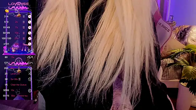 AnyaTaylor_ webcam