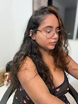 CurlyGirl_1 webcam