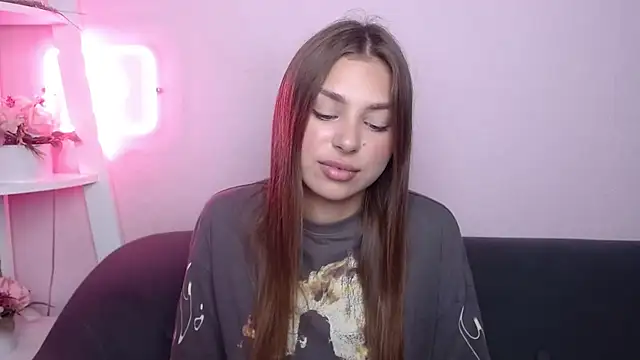 MilanaAngelAs webcam