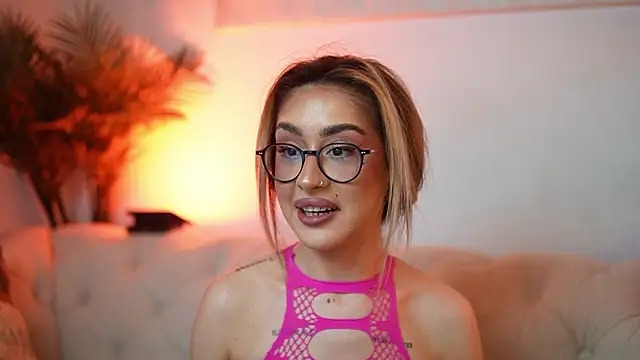 AileenKiss webcam