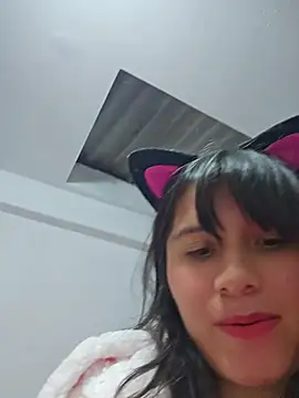 Kitty_Kalifa webcam