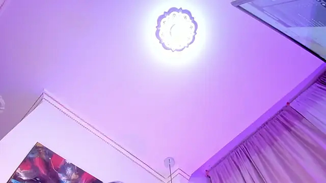 SabrinaWarren_ webcam