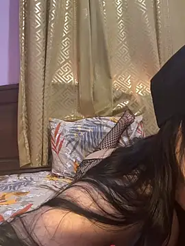 QueenRima99 webcam