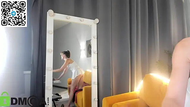 agatha_roose webcam