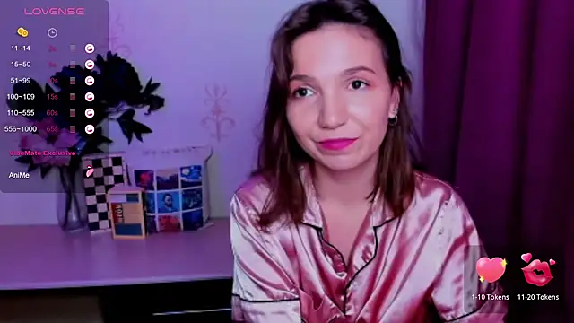 KindHazelHere_ webcam