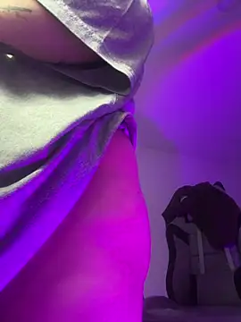 Sophia_Weest99 webcam