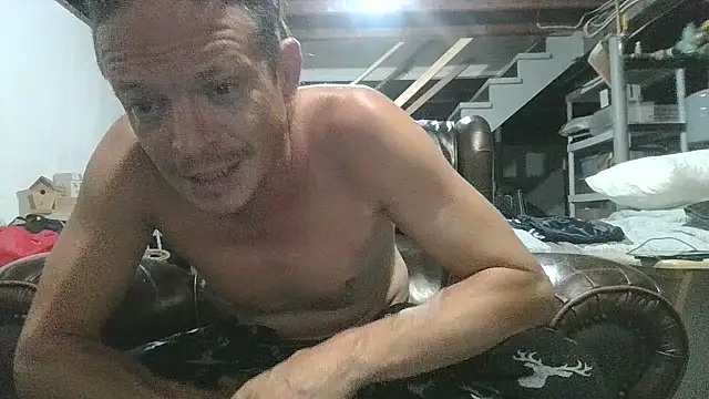 ShadowLove85 live cam on StripChat