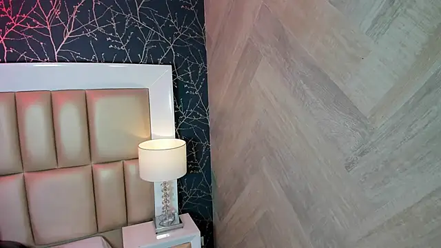 SukyLuna webcam