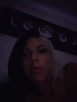 lil_jiggly webcam