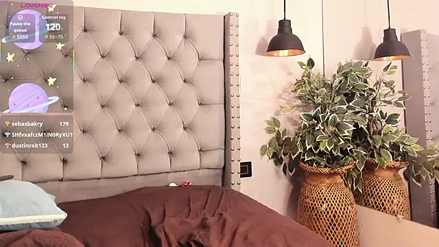 Nia_lobo webcam