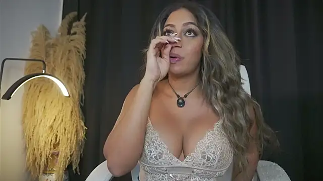 charlottelover21 webcam