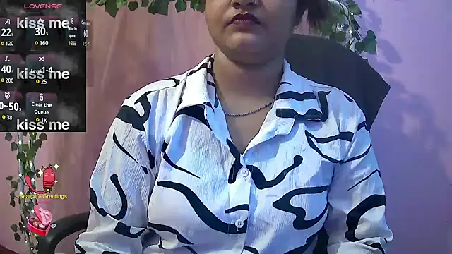 Pari-new webcam