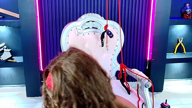 MrEbonybdsm webcam