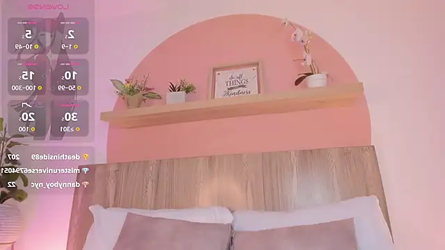 Clara_Luu webcam