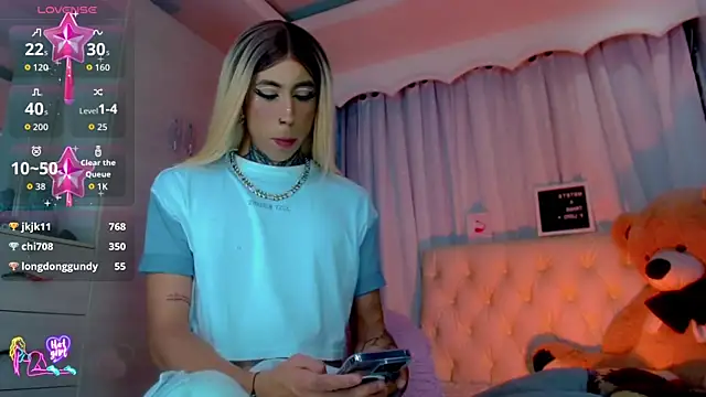 Julia_Bulette1 webcam