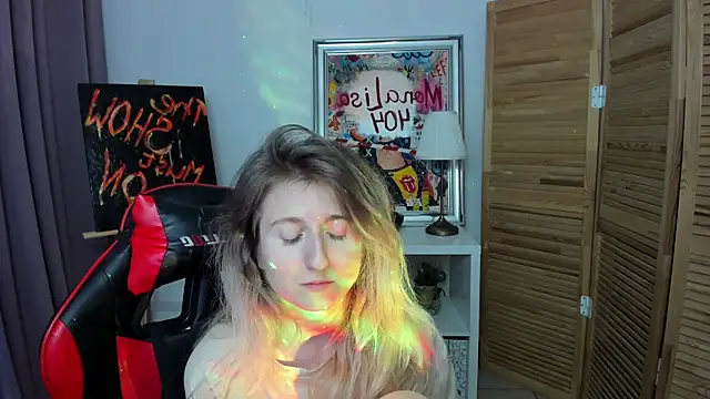 CamillaDreamer webcam