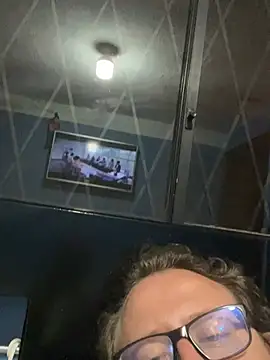 Ecuhot8976 webcam