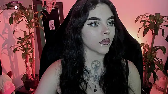 MissCharlottte_18 webcam