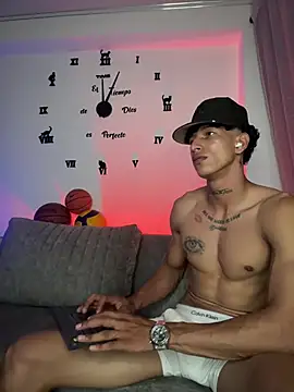 mike_casseano webcam