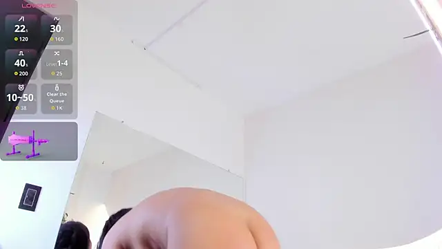 Lia_Guzman live sex cam