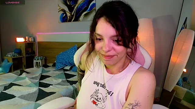 Maya_Campbell webcam