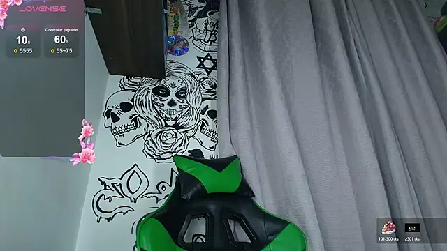 ImSophieFox webcam