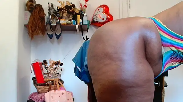xTALLSEXYBUMx webcam