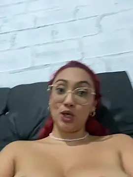 FresitaQueenHot webcam