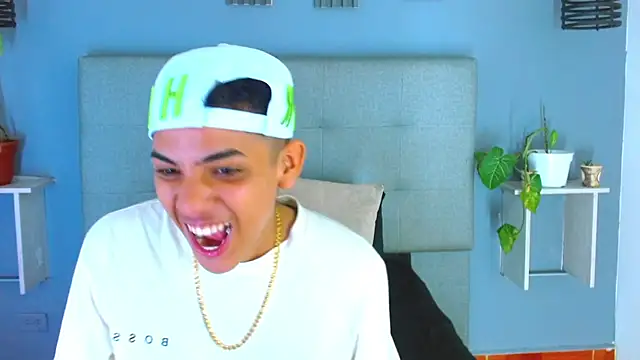 Lukaz_Caballero webcam