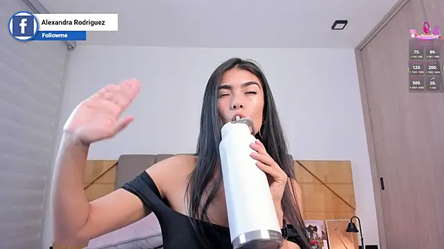 Alexandra_ra webcam
