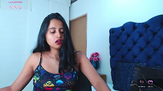 Lili666_ webcam