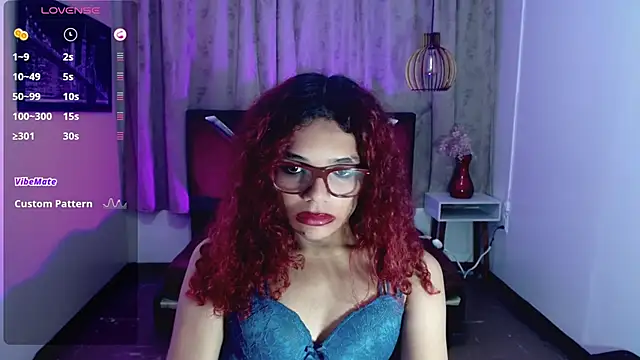 luisa__torres webcam