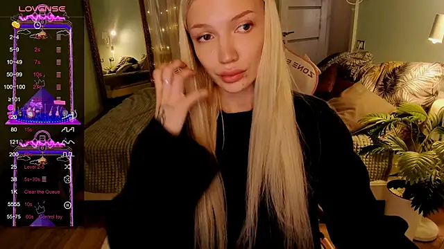 AnyaTaylor_ webcam