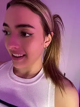 KYLIE_JONES6 webcam