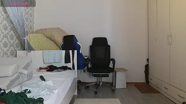 MissValday webcam