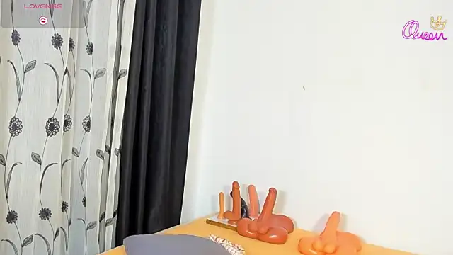 CERTIFIED_SQUIRTER webcam