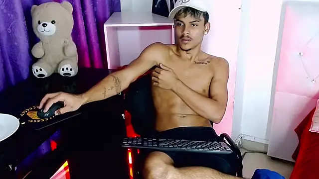 Angel_foxc13 webcam
