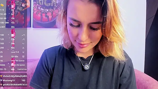 DailynRose webcam