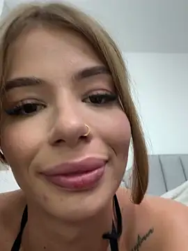 wowMilaa webcam