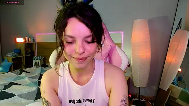 Maya_Campbell webcam